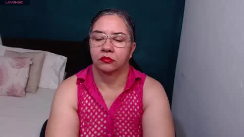 Snapshot of scarlett_duboi1 chatting on 09-28-25, 09:42 Scarlett  online show from 09-28-25, 09:42