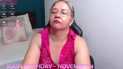 Snapshot of scarlett_duboi1 chatting on 10-25-25, 01:46 Scarlett  online show from 10-25-25, 01:46