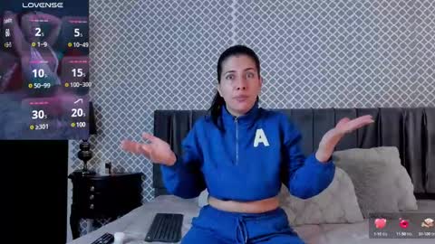 Scarlett online show from 12-12-24, 01:49