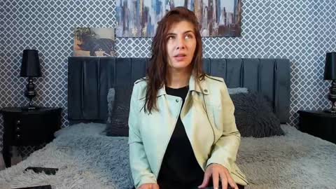 Snapshot of scarlett_moore_ chatting on 03-09-25, 11:58 Scarlett online show from 03-09-25, 11:58