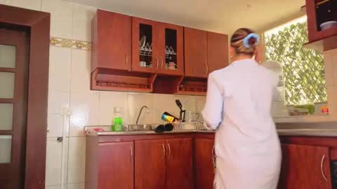 Snapshot of scarlett_moore_ chatting on 02-23-26, 04:04 Scarlett online show from 02-23-26, 04:04