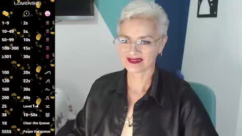 Snapshot of scarlett_paris chatting on 03-08-25, 12:33 Scarlett online show from 03-08-25, 12:33