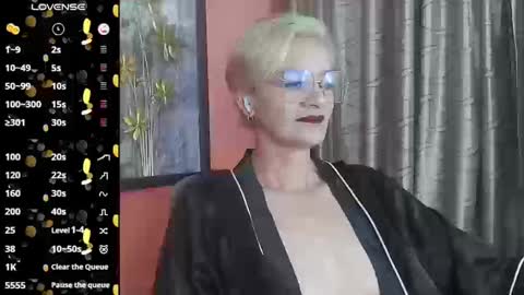 Snapshot of scarlett_paris chatting on 09-13-25, 12:10 Scarlett online show from 09-13-25, 12:10