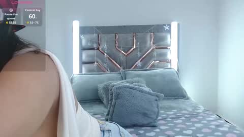 scarlett_rose11 online show from 02-19-26, 06:04