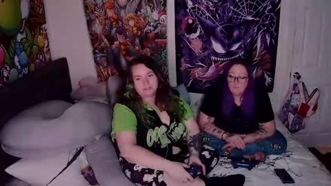 Snapshot of scarlett_rose123 chatting on 02-19-26, 01:45 Scarlett Rose online show from 02-19-26, 01:45