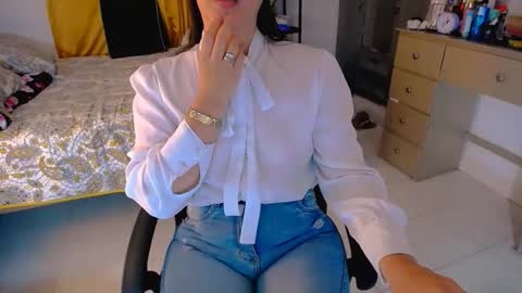 scarlet online show from 04-15-26, 08:53