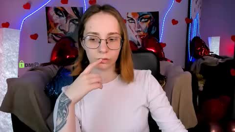 Snapshot of scarlett_silence_ chatting on 02-14-26, 10:12 Scarlett online show from 02-14-26, 10:12