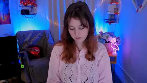 Snapshot of scarlett_silence_ chatting on 02-19-26, 09:00 Scarlett online show from 02-19-26, 09:00