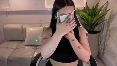 Scarlett online show from 11-11-25, 12:49