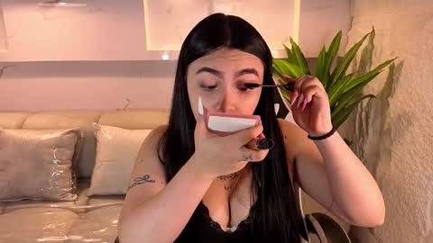 Scarlett online show from 12-17-25, 12:44