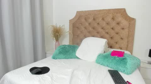 scarlett_star01 online show from 03-06-26, 02:02