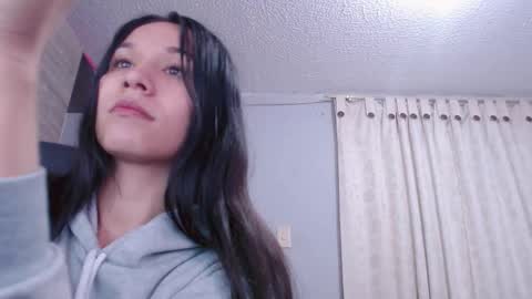 Scarlett Von Rose online show from 10-11-25, 04:05