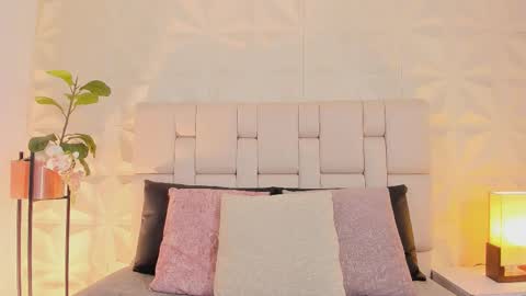     online show from 11-25-25, 11:43