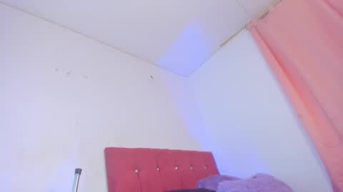 chloe online show from 03-09-25, 07:01