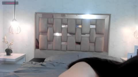 Scarlet online show from 04-16-26, 09:39