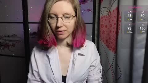 Snapshot of scarlettsrose chatting on 02-21-25, 07:43 Scarlett online show from 02-21-25, 07:43