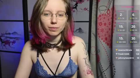Snapshot of scarlettsrose chatting on 03-01-25, 01:22 Scarlett online show from 03-01-25, 01:22