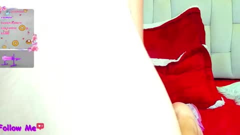 Snapshot of scarlleth_1 chatting on 03-05-25, 03:18 scarllet online show from 03-05-25, 03:18