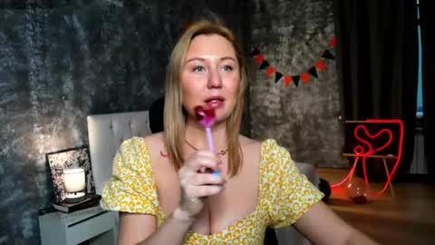 Samanta online show from 10-29-25, 04:04