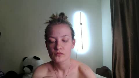 Elsa online show from 04-10-26, 02:11