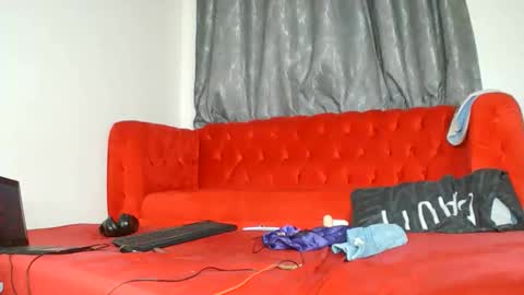 scentedfriction online show from 02-03-26, 06:40