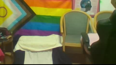 Snapshot of schnico chatting on 10-04-25, 04:21 schmidti online show from 10-04-25, 04:21