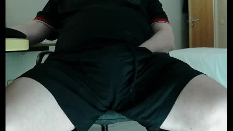 Mick online show from 03-12-25, 11:33