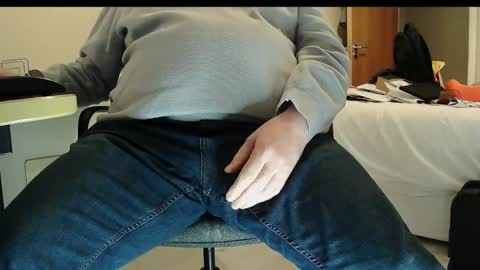 Snapshot of schwanz2023 chatting on 01-15-26, 05:27 Mick online show from 01-15-26, 05:27