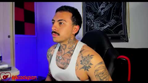 Snapshot of scockpion_ chatting on 11-04-25, 06:12 Alejandro help me to reach 200 thumps up online show from 11-04-25, 06:12