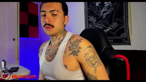 Snapshot of scockpion_ chatting on 11-09-25, 10:57 Alejandro help me to reach 200 thumps up online show from 11-09-25, 10:57