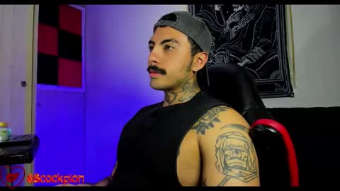 Snapshot of scockpion_ chatting on 11-21-25, 08:13 Alejandro help me to reach 200 thumps up online show from 11-21-25, 08:13