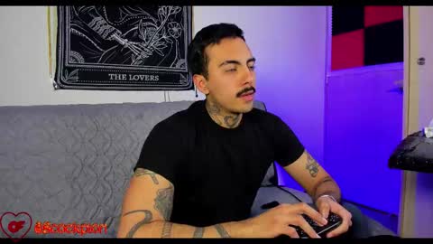 Alejandro help me to reach 200 thumps up online show from 01-17-26, 05:45