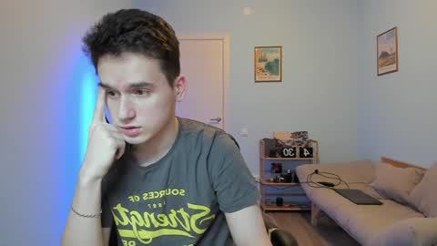 Thomas brunette and Alex blond online show from 01-30-25, 05:41