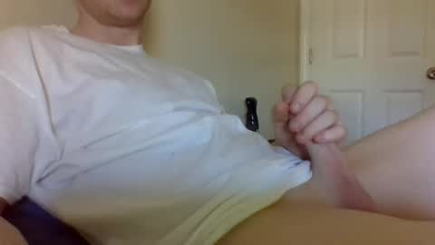 Snapshot of scooter912 chatting on 02-28-25, 07:25 scooter912 online show from 02-28-25, 07:25