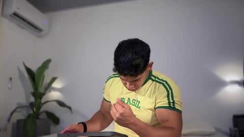 Andrew Flintt online show from 01-14-26, 11:38