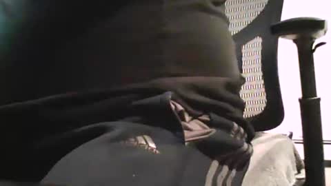 scottie813 online show from 03-05-25, 10:32