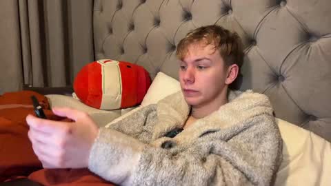 Snapshot of scottish_twink01 chatting on 01-05-25, 02:27 danny online show from 01-05-25, 02:27