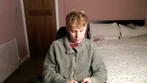 Snapshot of scottish_twink01 chatting on 09-14-25, 10:47 danny online show from 09-14-25, 10:47