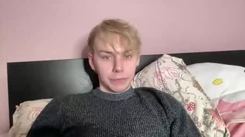 Snapshot of scottish_twink01 chatting on 10-03-25, 02:58 danny online show from 10-03-25, 02:58