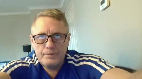 James online show from 03-09-25, 03:38