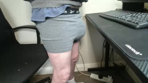 Snapshot of scottsman214 chatting on 02-06-26, 02:53 James online show from 02-06-26, 02:53