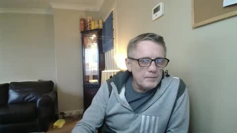 Snapshot of scottsman214 chatting on 02-07-26, 11:58 James online show from 02-07-26, 11:58