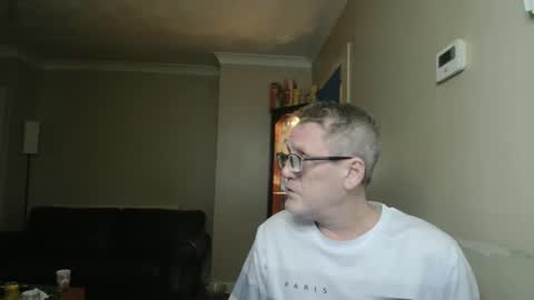 Snapshot of scottsman214 chatting on 02-27-26, 11:27 James online show from 02-27-26, 11:27