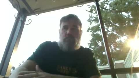 Snapshot of scottybobbit chatting on 10-12-25, 10:53 Scott online show from 10-12-25, 10:53