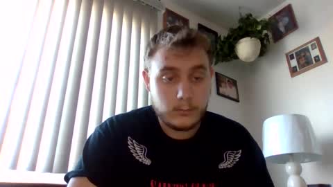 scream19899793553 online show from 11-20-25, 05:23