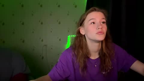 Snapshot of sdddisk chatting on 12-25-24, 02:03 sdddisk online show from 12-25-24, 02:03