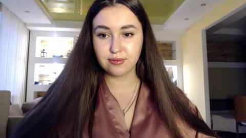 Elizabeth  online show from 12-06-24, 01:11