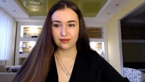 Elizabeth  online show from 01-08-25, 08:16