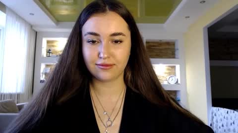 Elizabeth  online show from 01-08-25, 11:21