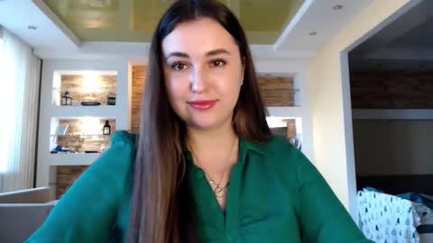 Elizabeth  online show from 02-25-25, 01:50